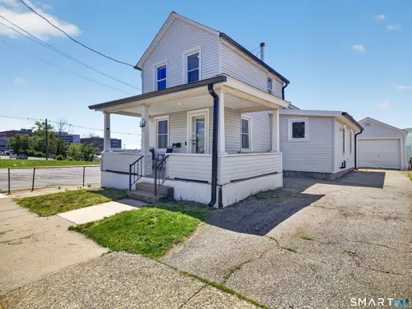 13 Oak Street, Groton, CT 06340