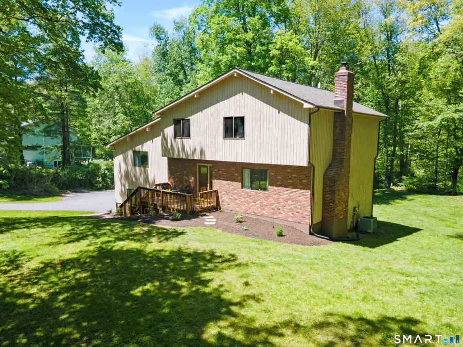 6 Arapaho Road, Brookfield, CT 06804 - #2