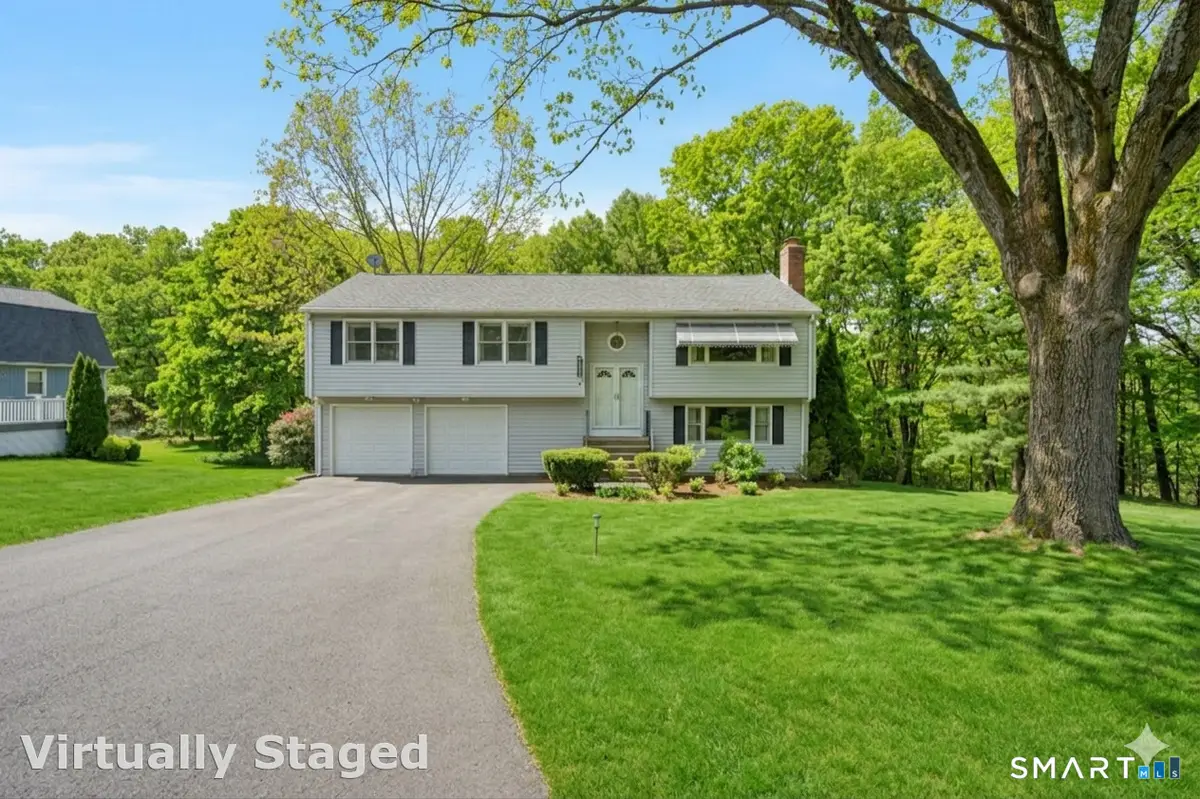 4 Woodland Hollow Street, Windsor Locks, CT 06096 - #1