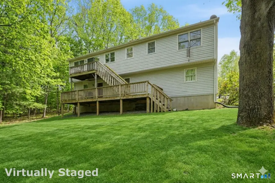 4 Woodland Hollow Street, Windsor Locks, CT 06096 - #3