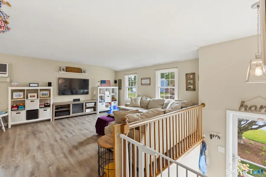 18 Richard Lane, Bloomfield, CT 06002 - #3
