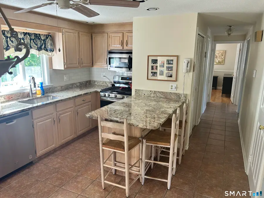 21 Parklawn Circle, Waterbury, CT 06708 - #2