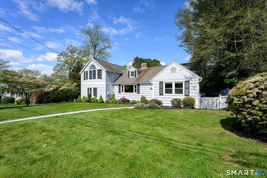 43 Green Knolls Lane, Fairfield, CT 06824 - #3