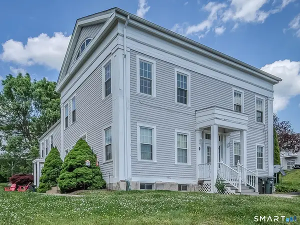 4 Harbor View Lane #4, Norwich, CT 06360