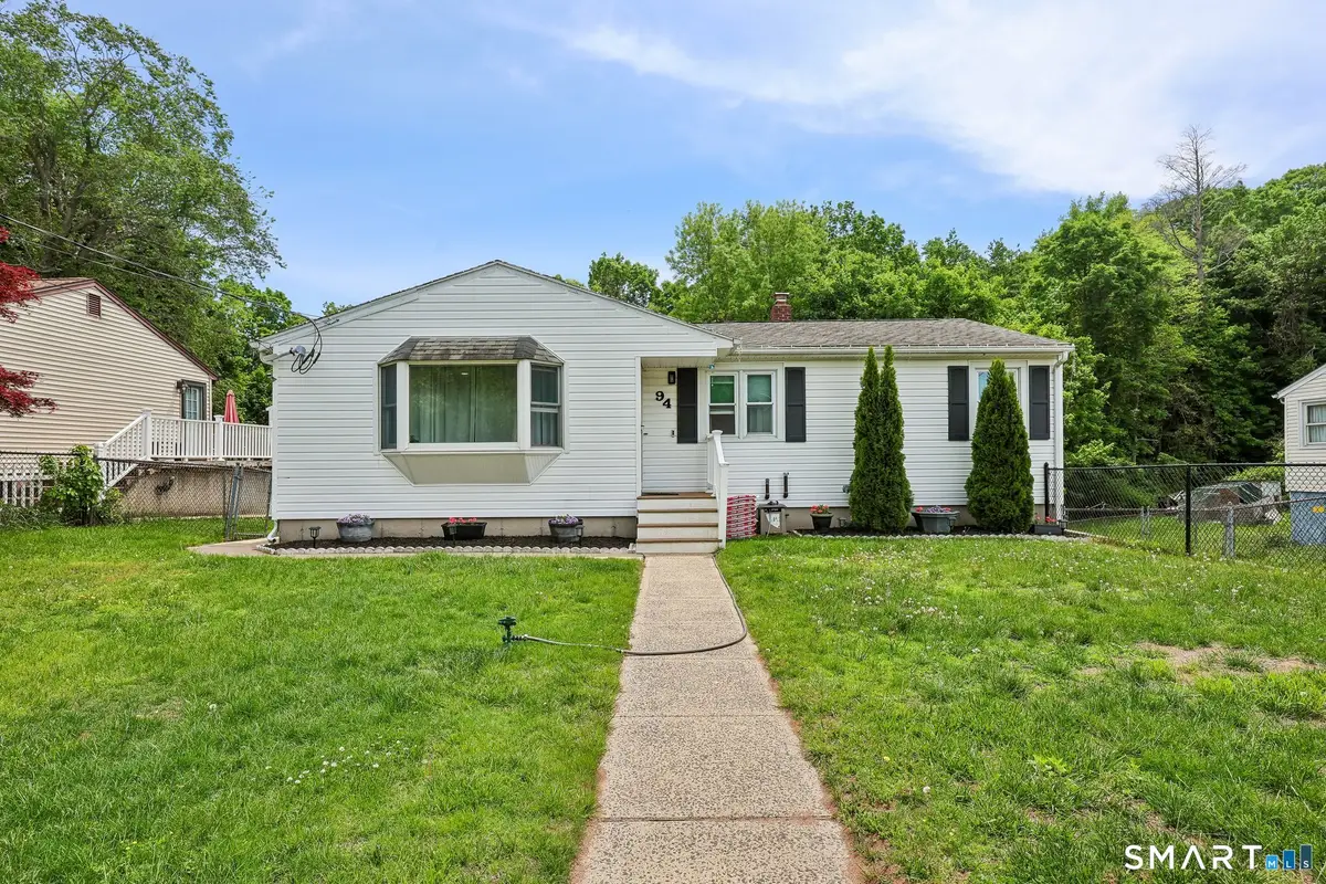 94 Roosevelt St Extension, New Haven, CT 06513 - #1