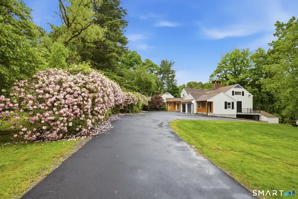 1 Tulip Tree Lane, Norwalk, CT 06851