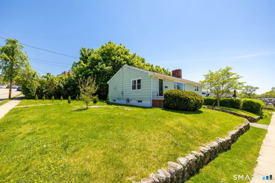 2 Charles Street, New London, CT 06320 - #3