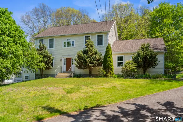 52 Middle Road, Preston, CT 06365