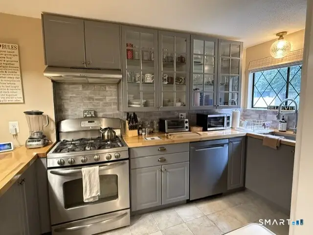253 West Street #3, Southington, CT 06489 - #3