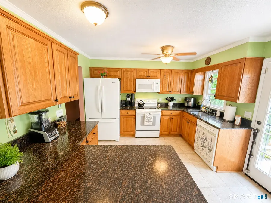 9 Garry Drive, East Haven, CT 06513 - #2