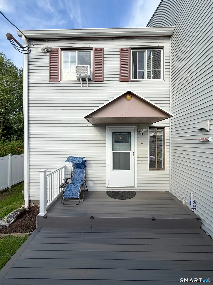 1679 Litchfield Turnpike, Woodbridge, CT 06525 - #2