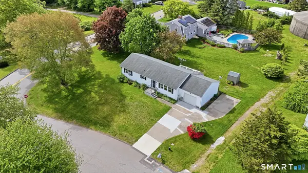 18 Billings Street, Stonington, CT 06379