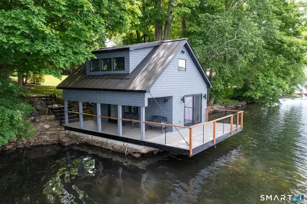 40 Arrow Point Road, Warren, CT 06777