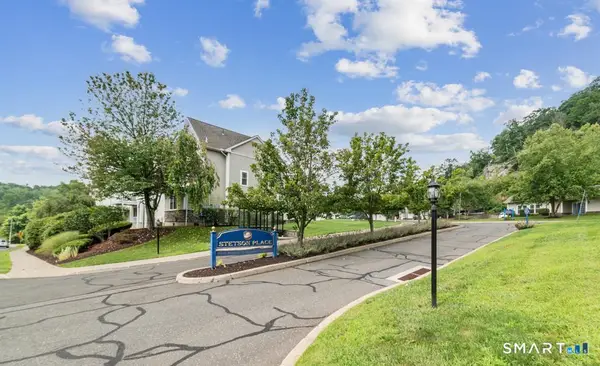 64 Stetson Place, Danbury, CT 06811