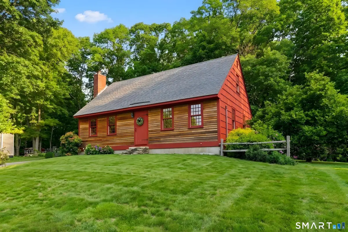 6 Robin Street, Pawcatuck, CT 06379 - #1