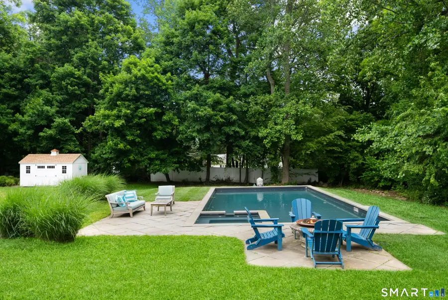 22 Sturges Commons, Westport, CT 06880 - #2