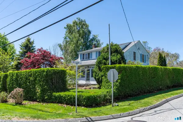 11 Sunrise Avenue, East Lyme, CT 06357