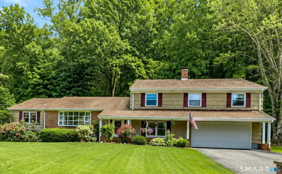 997 Rainbow Trail, Orange, CT 06477 - #2