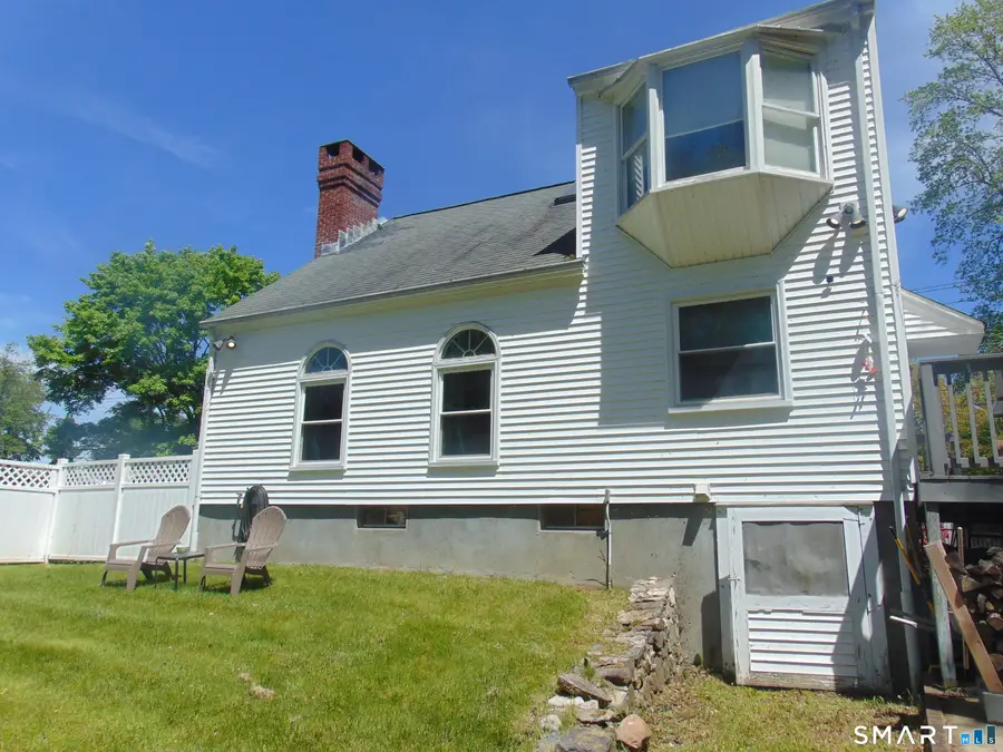 381 Chestnut Hill Avenue, Waterbury, CT 06704 - #3