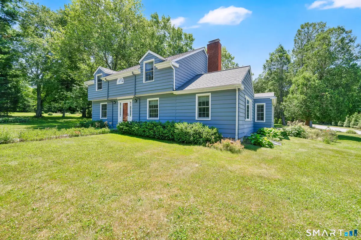 39 Boggs Hill Road, Newtown, CT 06470 - #1