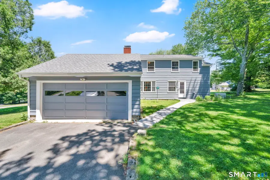 39 Boggs Hill Road, Newtown, CT 06470 - #2