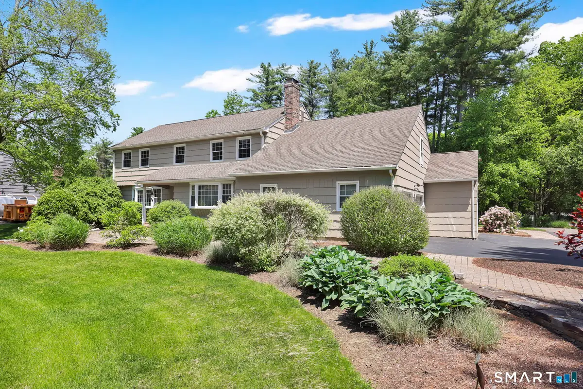 10 Hampshire Lane, Simsbury, CT 06070 - #1