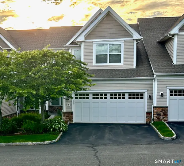 6 Lockwood Circle #6, Bethel, CT 06801