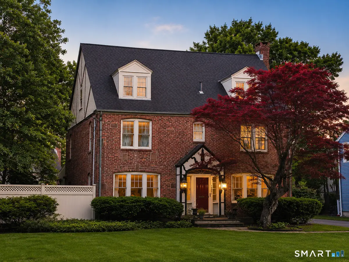 1649 Asylum Avenue, West Hartford, CT 06117 - #1
