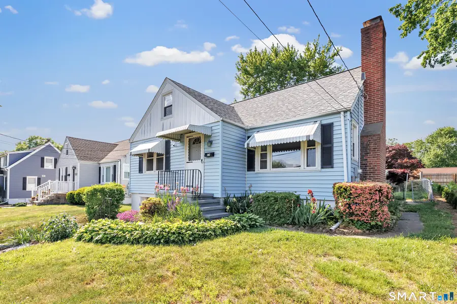 474 Greenfield Avenue, Stratford, CT 06614 - #2