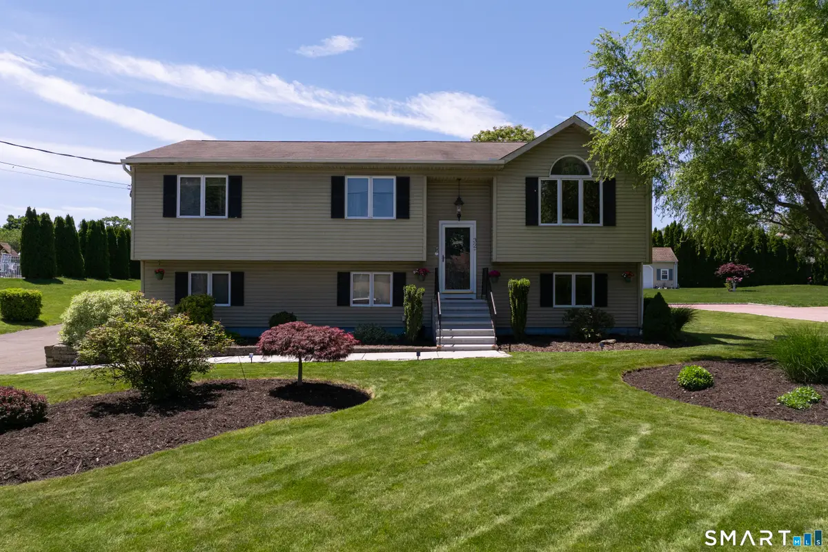 32 Angela Drive, East Haven, CT 06512 - #1