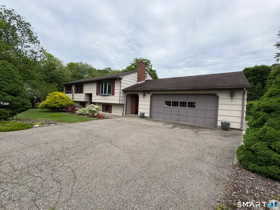 30 Dellwood Drive, Milford, CT 06460 - #2