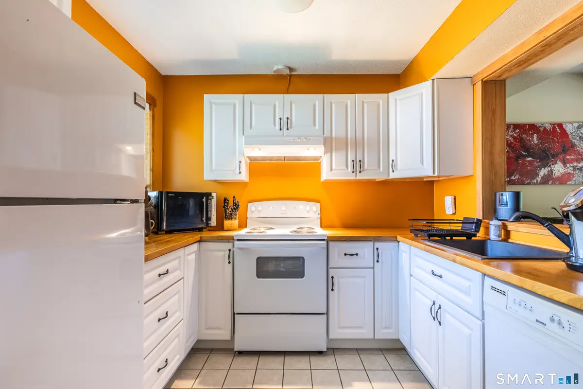 4 Woods Way #4, Woodbury, CT 06798 - #1