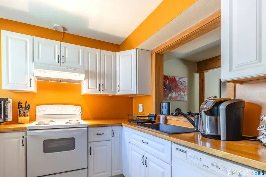 4 Woods Way #4, Woodbury, CT 06798 - #2