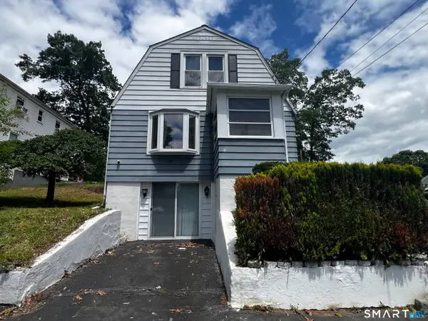 17 Ridgeview Road, Meriden, CT 06451