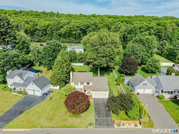 7 Pinecrest Road, Enfield, CT 06082