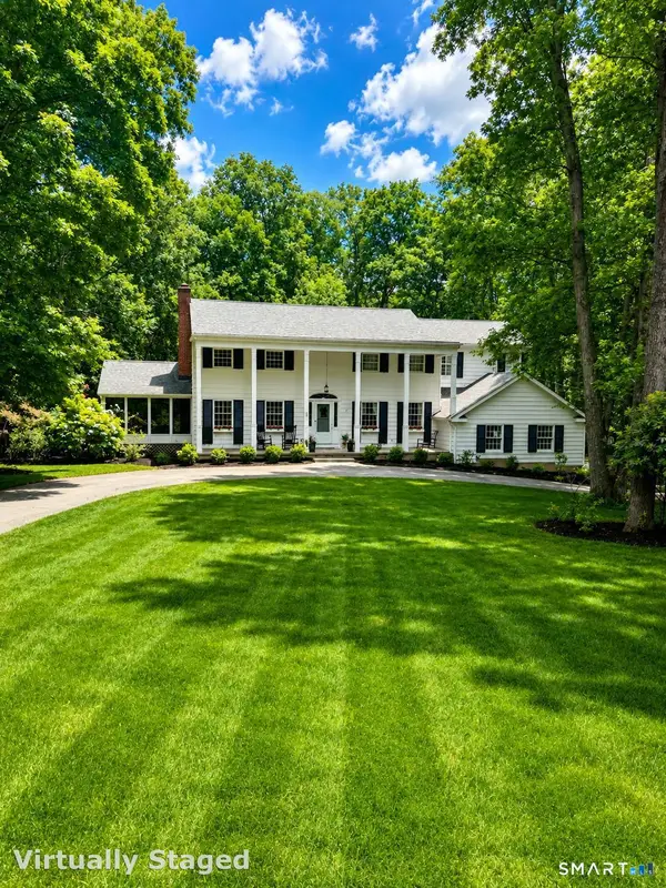 15 Hemlock Hollow Road, Woodbridge, CT 06525