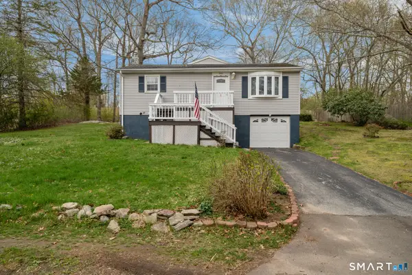12 Lake Street, Ledyard, CT 06339