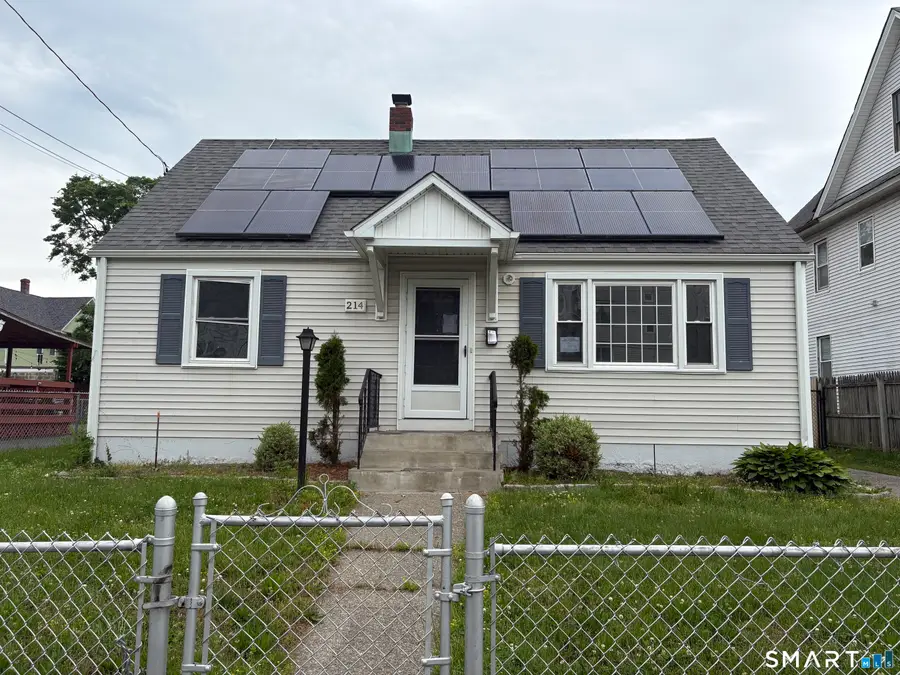 214 Iranistan Avenue, Bridgeport, CT 06604 - #2