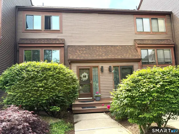 4 Wickhams Fancy #4, Canton, CT 06019