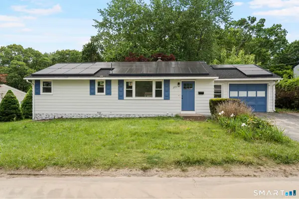 225 Courtland Avenue, Waterbury, CT 06705