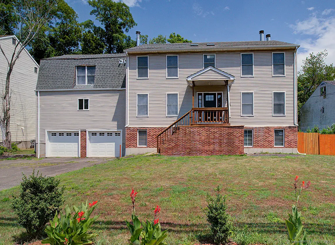 1681 Litchfield Turnpike, Woodbridge, CT 06525 - #1