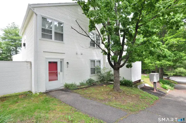12 Deerwood Lane #2, Waterbury, CT 06704
