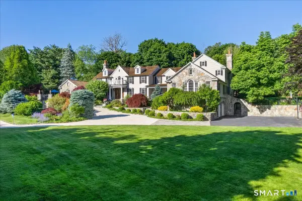 83 Long Lots Road, New Canaan, CT 06840