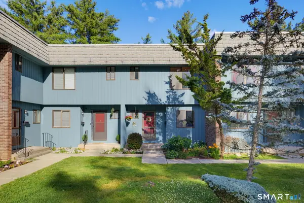 9 Margo Court, Cromwell, CT 06416