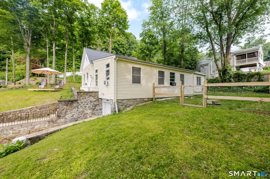 19 Calverton Drive, New Fairfield, CT 06812 - #3