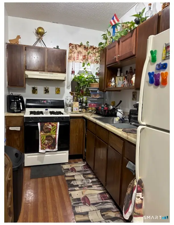 15 Cabot Street, Hartford, CT 06112 - #3