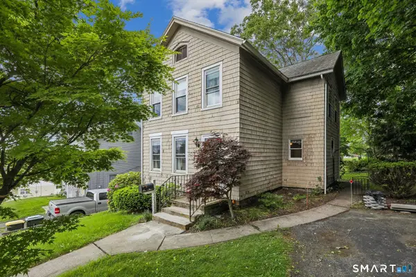 16 Seeley Street, Danbury, CT 06810
