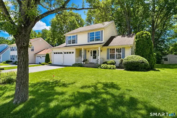 39 Lookout Hill Road, Milford, CT 06461