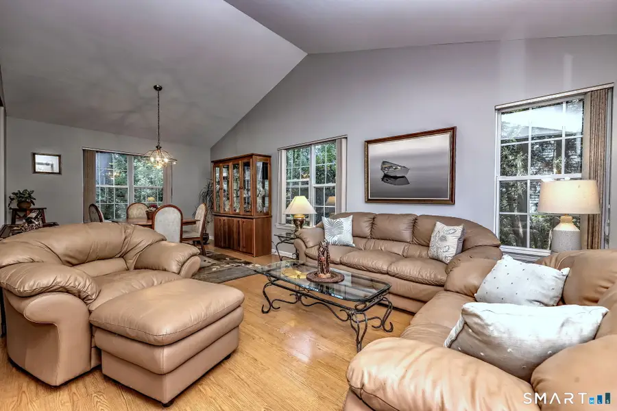 39 Lookout Hill Road, Milford, CT 06461 - #3