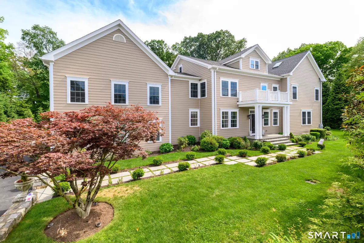 354 Oaklawn Avenue, Stamford, CT 06905 - #1